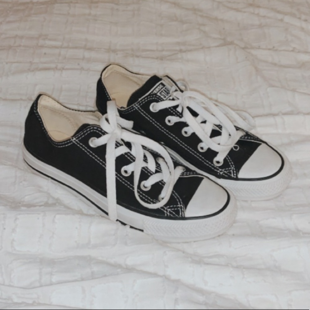 LOW TOP CONVERSE